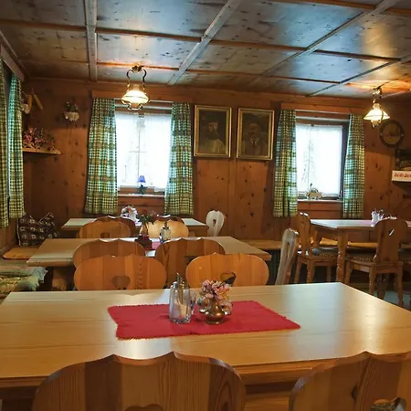 Farm stay Kirchebner Hof