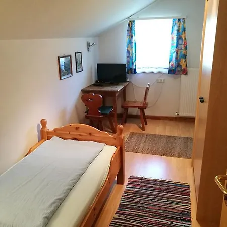 Farm stay Kirchebner Hof Gries im Sellrain